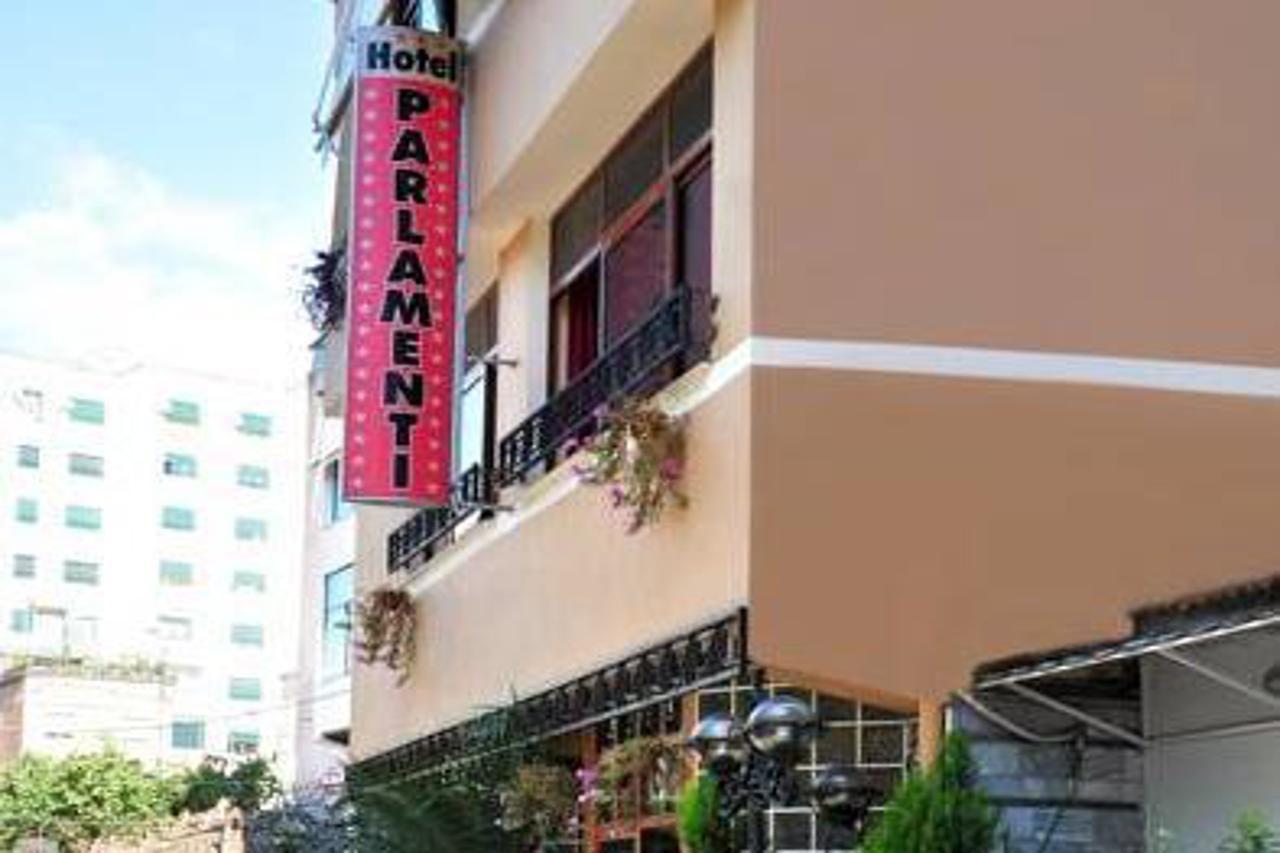 Parlamenti Tiranë