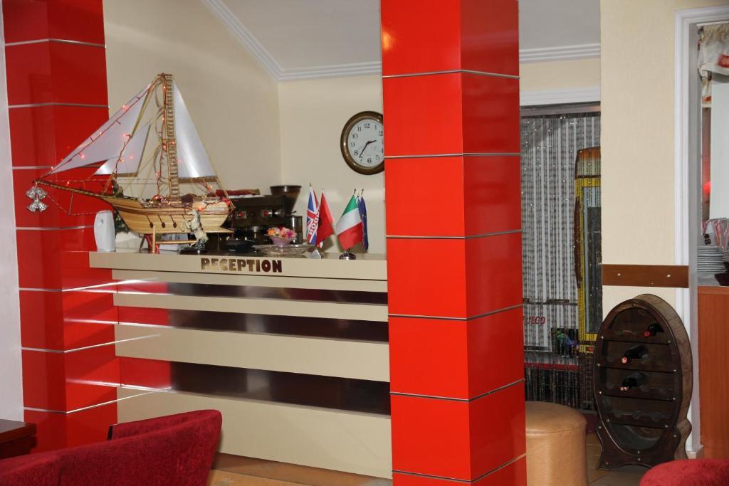 Parlamenti Hotell 3*