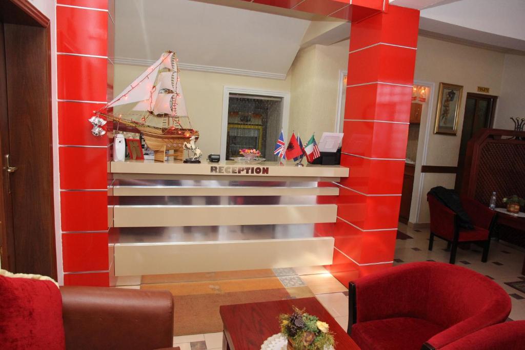Parlamenti Hotell Tiranë